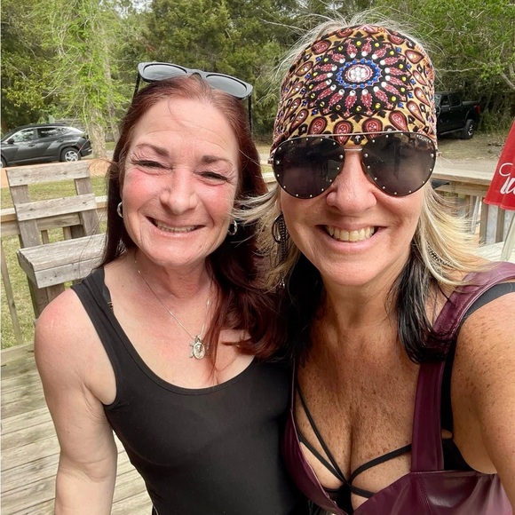 Double Shot of D Share Show - Picture 6 of 13